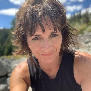 Meet your Posher, Nikki lamey